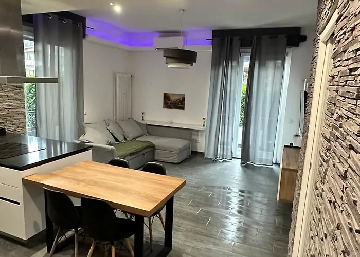 House شقة كومو